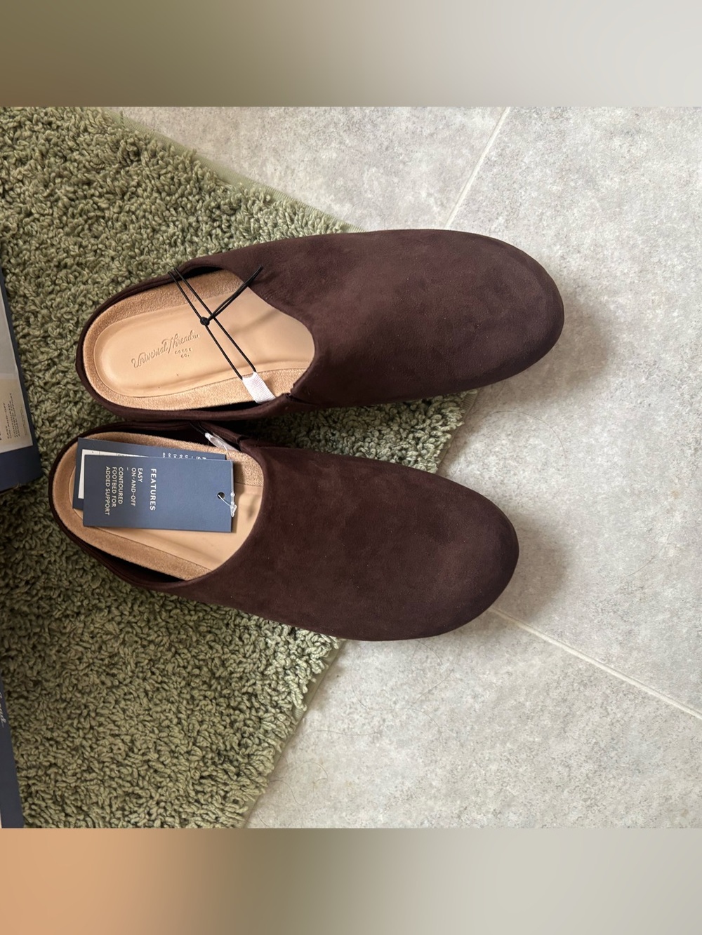 Universal Thread women’s Brown Suede Slip-On clogs size 8
